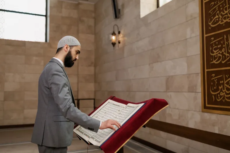 Briefcase and Quran: How American Huffaz Protect Their Memorization While Pursuing Professional Excellence
