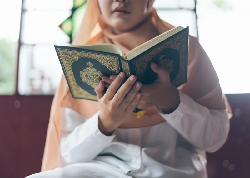 Two Languages, One Heart: How Quranic Memorization Reshapes the Bilingual Brain of American Huffaz